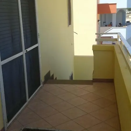 Con Garage A Hébergement de vacances *